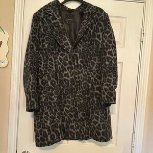 Grey & black leopard!!! Sharp!!